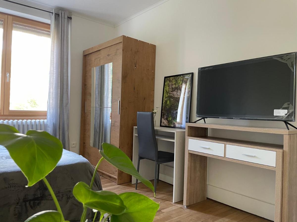 Chambre Privee Vue Sur Le Jardin Proche Centre Ville Besançon Eksteriør billede